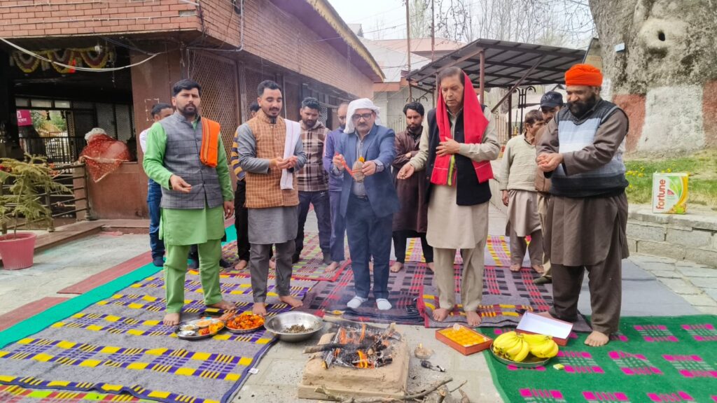 Religious Ceremonies Held on 95th Birthday of Dr Karan Singh