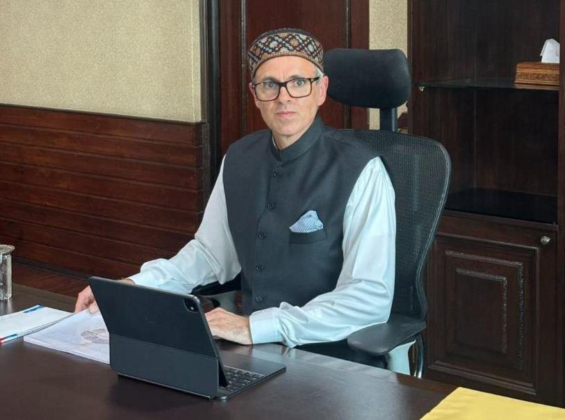 CM Omar Abdullah congratulates Kashmir University on securing UGC Category-I status