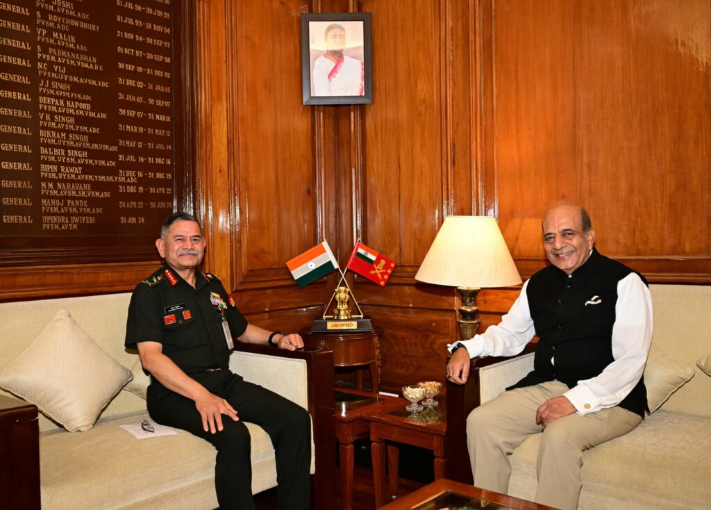 Army Chief meets Indian High Commissioner-designate to Bangladesh; discusses defence ties, border security