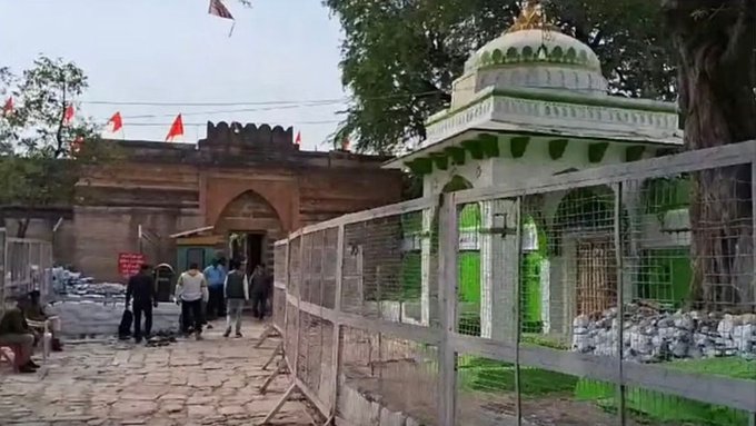 Bhojshala case: Disputed structure built from remains of pre-existing temples, claims ASI