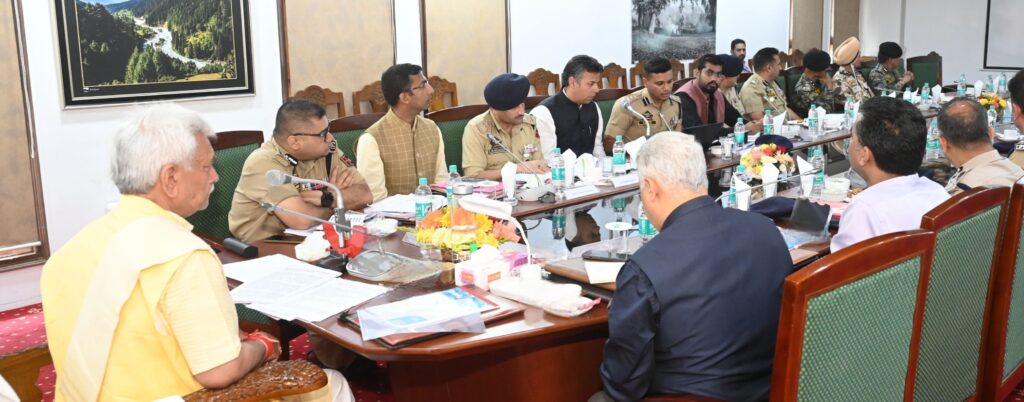 Lt Governor chairs high-level meeting at Pahalgam; reviews preparations for Shri Amarnath Ji Yatra-2026