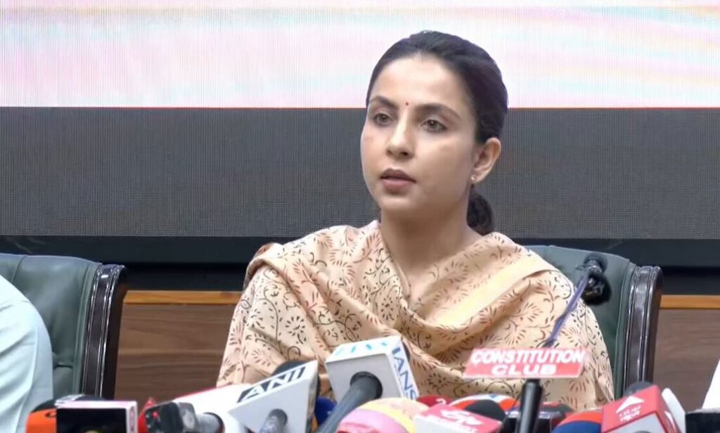 “Painful, traumatic for me and my 2-year-old daughter”: Wife of injured Delhi Police ACP recalls July 20 protest clash