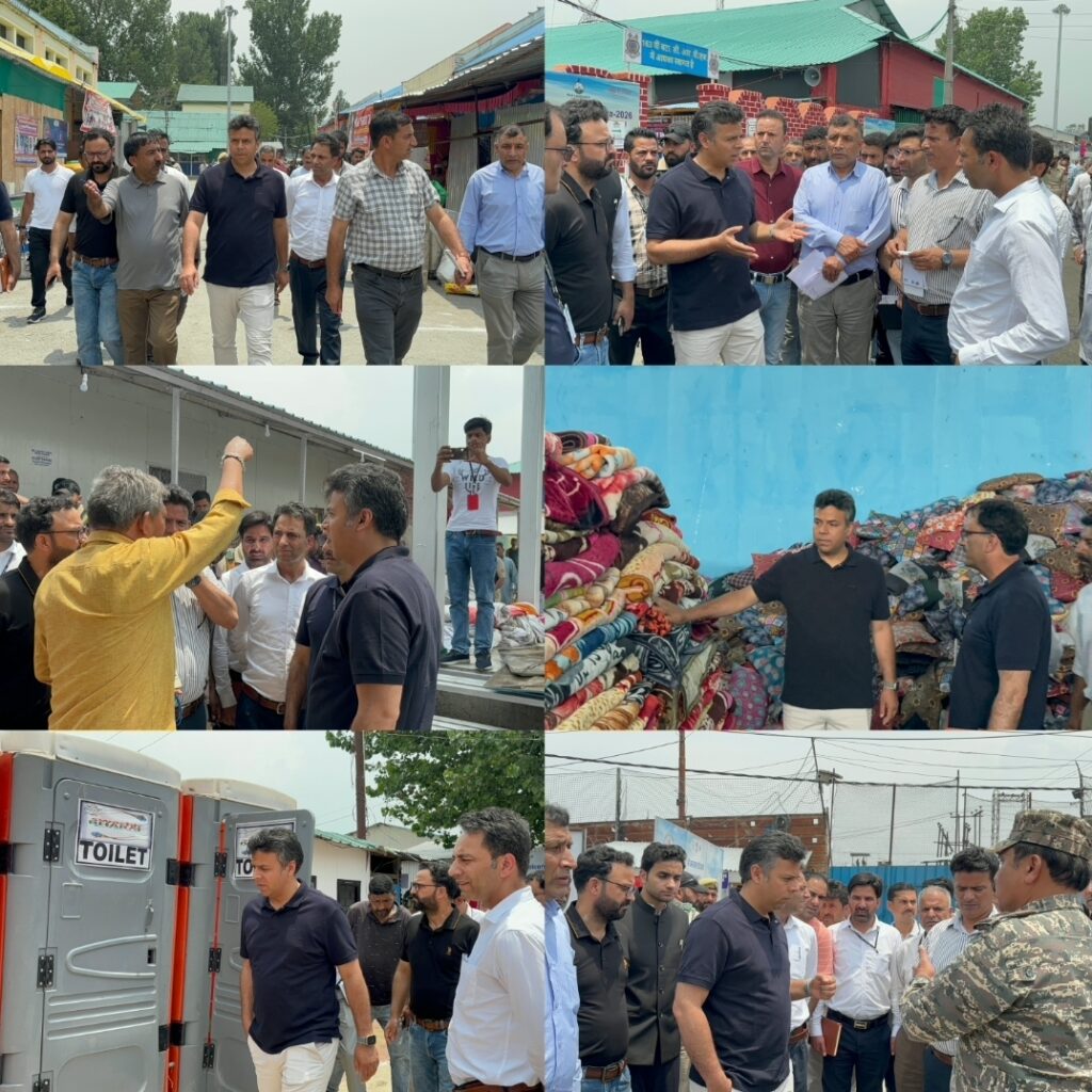 DC Anantnag visits Yatra Transit Camps, emphasises readiness for smooth, enriching pilgrimage