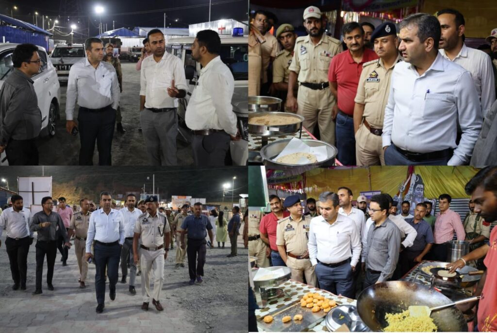 DC Ramban inspects Lamber Yatra Camp, Reviews langar arrangements, food safety measures