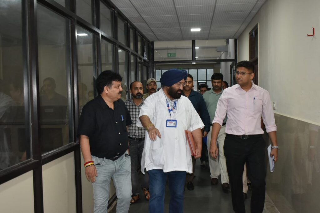 DC Reasi inspects District Hospital, reviews healthcare facilities