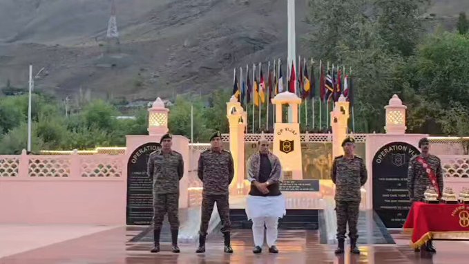 Rajnath Singh Pays Tribute to Kargil Heroes Ahead of 27th Kargil Vijay Diwas