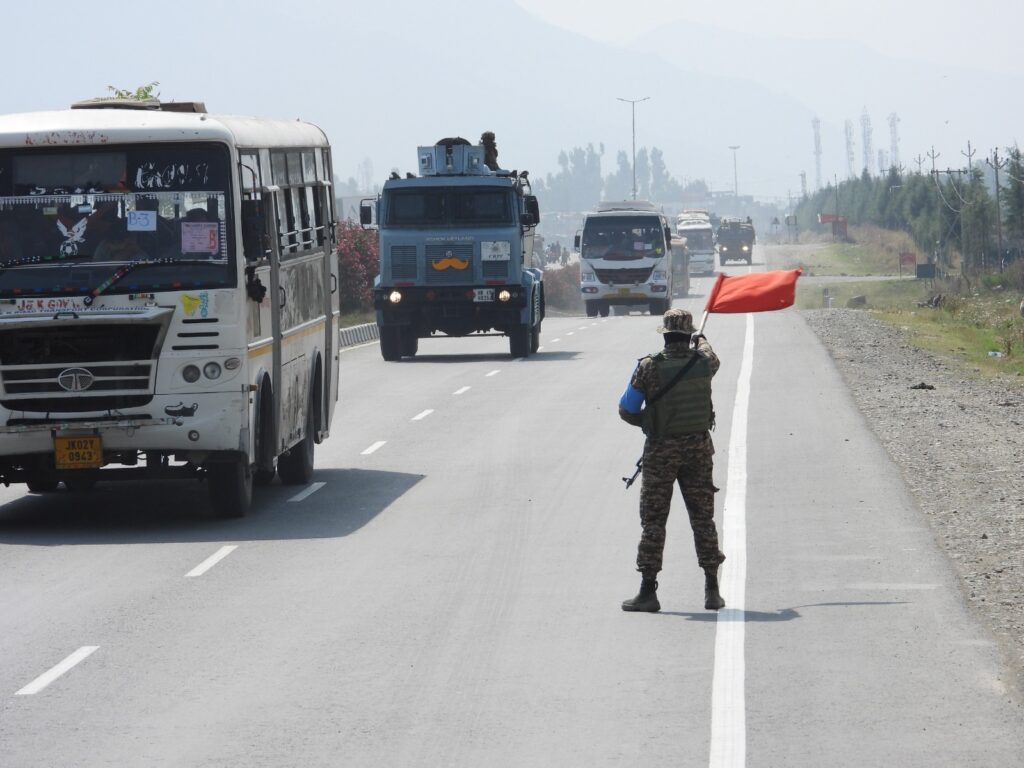 Over 2,000 Amarnath Pilgrims Leave Jammu in 22nd Batch