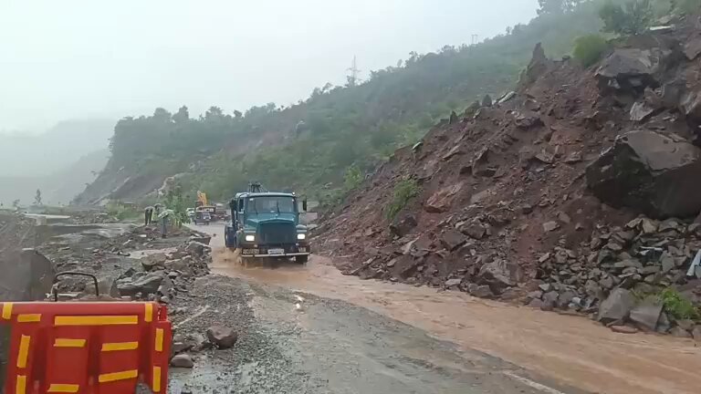 Jammu-Srinagar National Highway Remains Shut for Third Day as Rain Fury Claims 26 Lives in Jammu Region