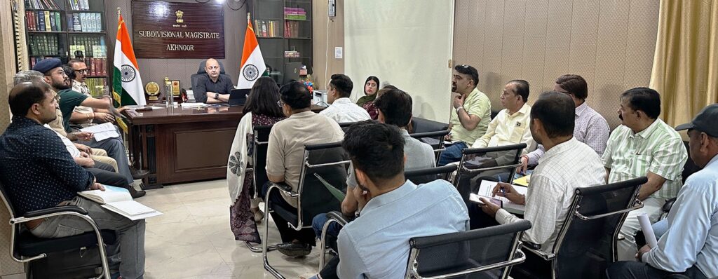 SDM reviews monsoon preparedness in Akhnoor subdivision