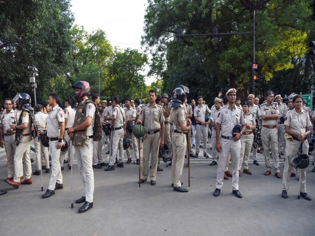Delhi Govt says “no adverse legal action” against student protesters, but no protection for those with “criminal antecedents”