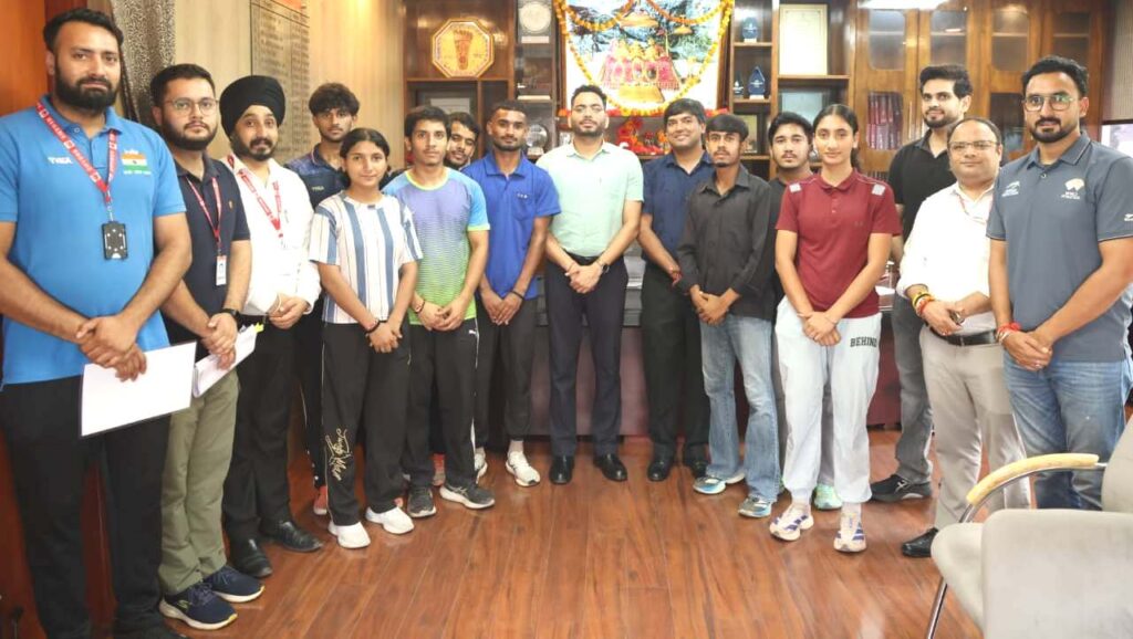 SMVDSB CEO Felicitates Sportspersons for Outstanding Achievements
