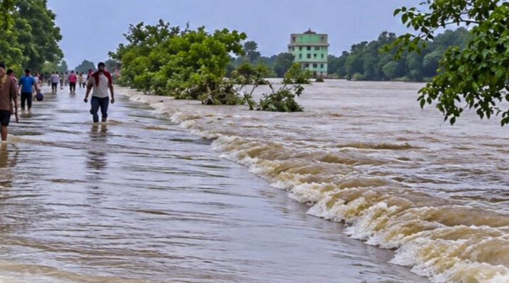 Odisha flood situation remains grim as fresh areas inundated, 12.85 lakh affected