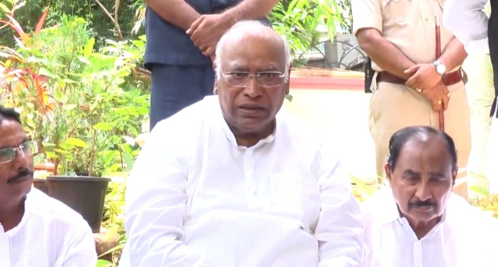 “Grant permissions selectively”: Mallikarjun Kharge slams Modi govt over denial of US visit to Telangana CM Revanth Reddy