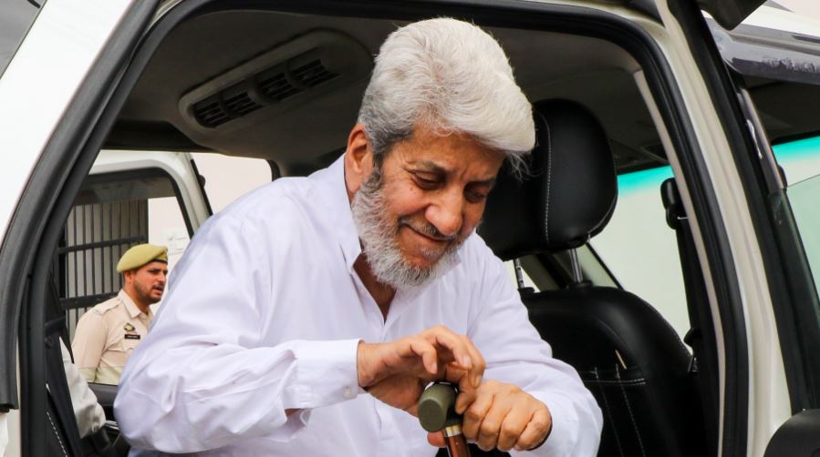Separatist Shabir Shah should not to be unnecessarily handcuffed: Special NIA court