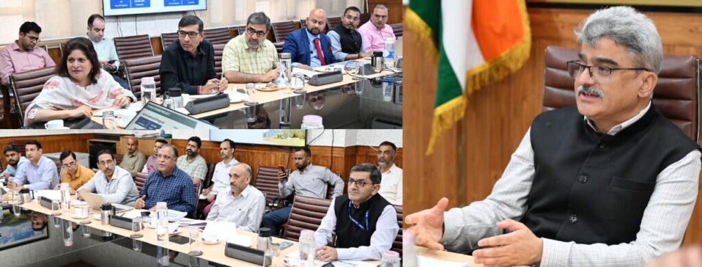 Chief Secy reviews Renewable Energy initiatives of Science & Tech Deptt