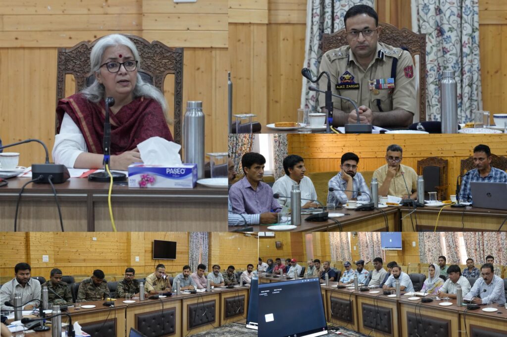 DC Bandipora reviews arrangements for Independence Day celebrations 2026