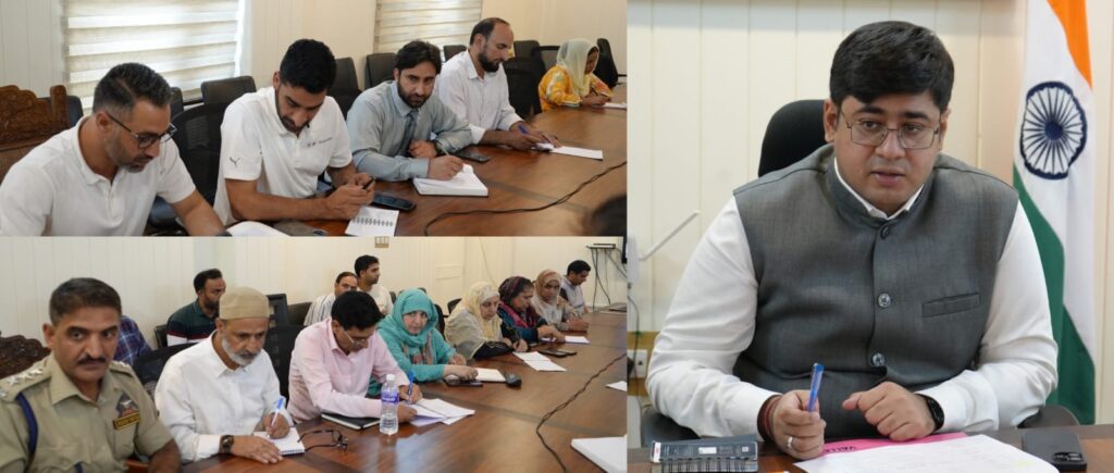 DC Ganderbal reviews preparations for ‘Har Ghar Tiranga’ Campaign