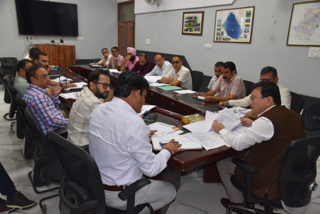 DC Udhampur chairs DDMA meeting; Reviews restoration works in rain affected areas