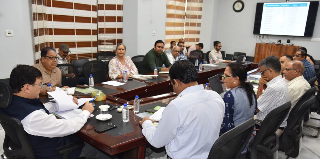 DC Udhampur reviews implementation of National AYUSH Mission in district