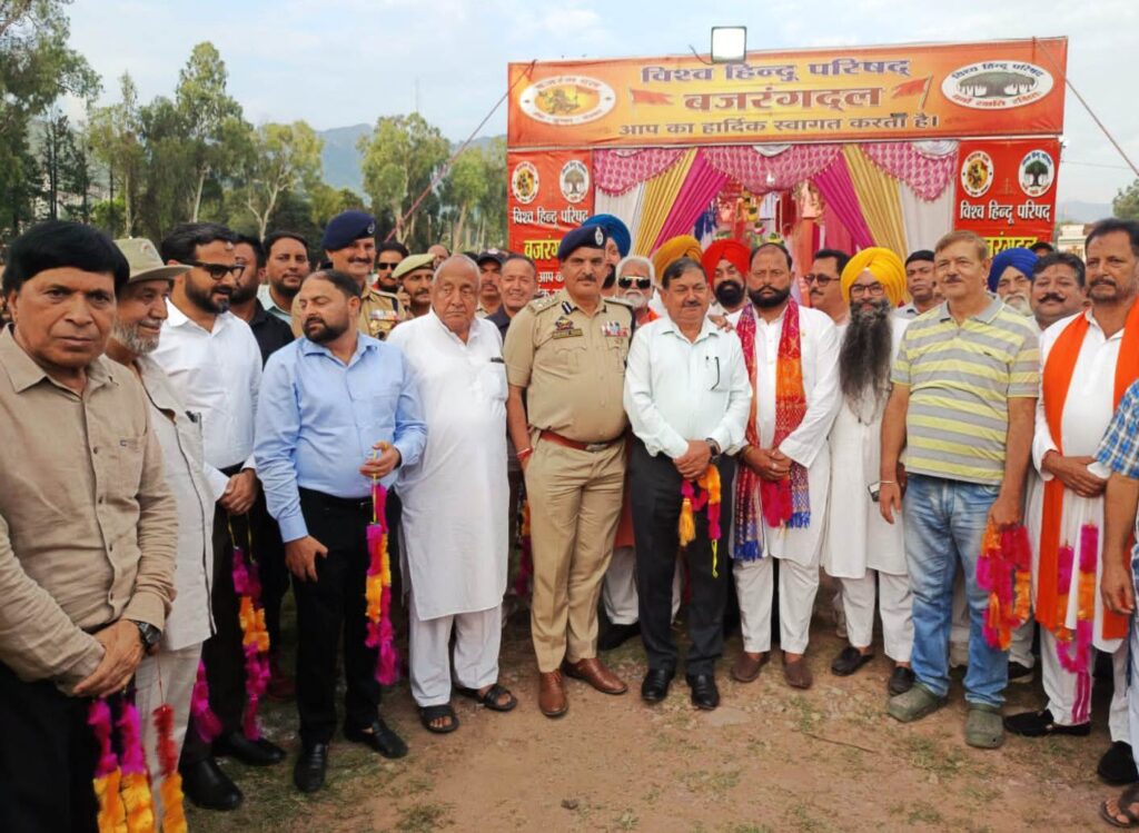 First batch of Shri Budha Amarnath Ji Yatra accorded grand welcome at Poonch