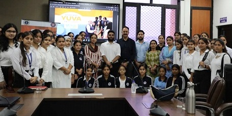 GCW Parade organises “Viksit Bharat Yuva Connect Programme”