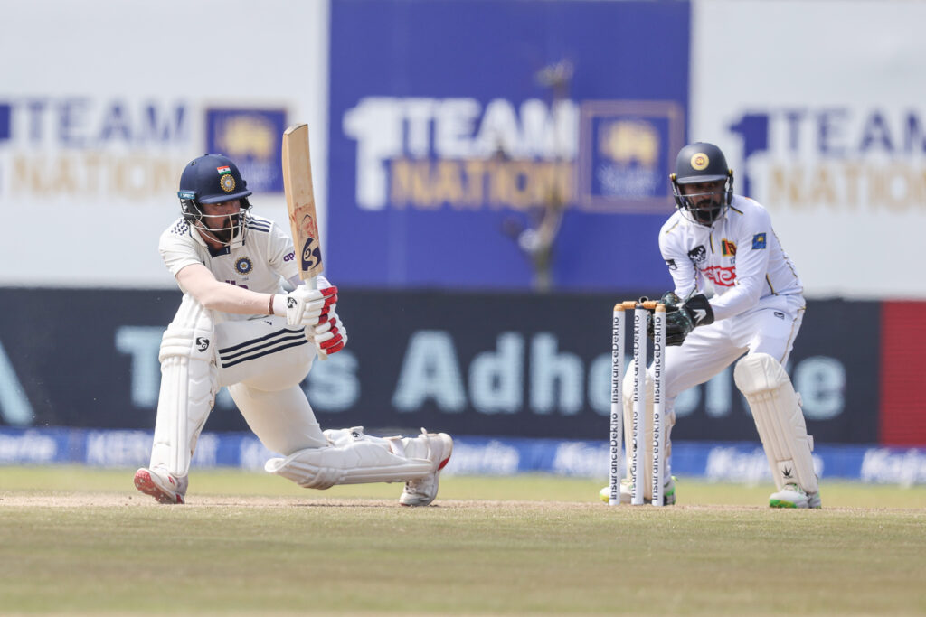 SL vs IND, 1st Test: Sri Lanka take regular wickets, India inching towards 300-run lead (Day 4, Lunch)