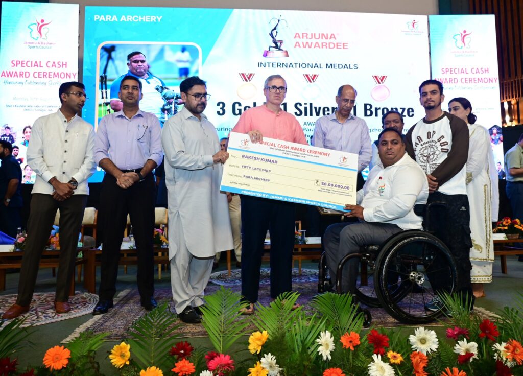 CM Omar Abdullah honours 580 outstanding J&K sportspersons with ₹2.71 cr cash awards