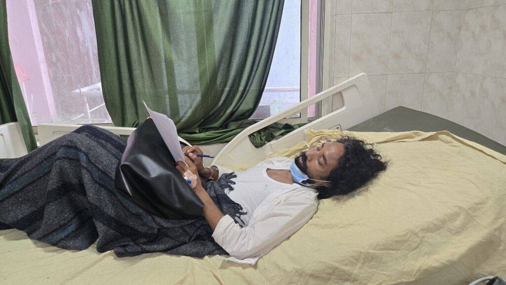 “My soul, resolve are at satyagraha site”: Student leader Devendra Mahto seeks to leave hospital