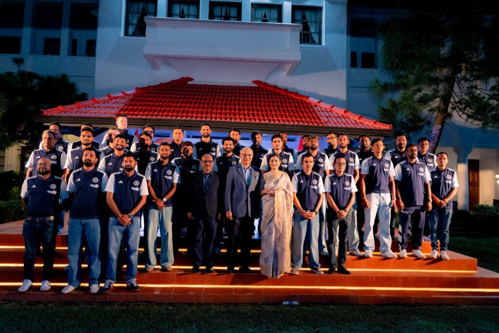 Indian High Commissioner hosts Team India in Colombo ahead of 2nd Test against Sri Lanka