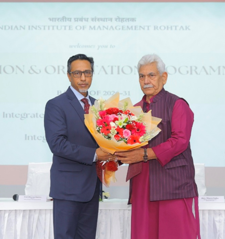 Lt Governor attended the valedictory of Induction & Orientation of new batches of IPM & IPL students at IIM, Rohtak