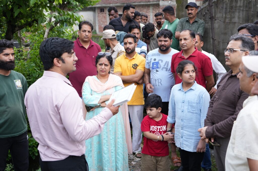 Student Aarvi’s video prompts action, named “Swachhata Ambassador” as Katra set to become Model ward