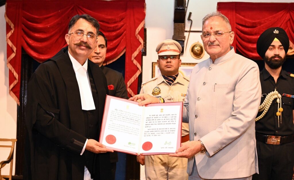 Himachal Governor Administers Oath to Three High Court Judges