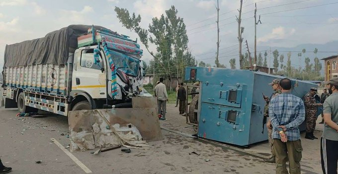 5 CRPF personnel injured in accident on Jammu-Srinagar National Highway