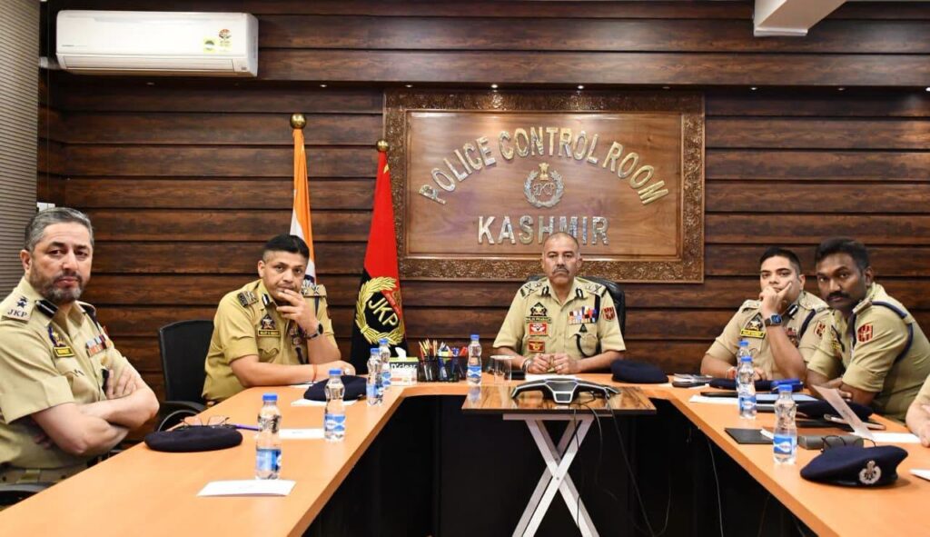 DGP Nalin Prabhat Reviews Security Scenario, Calls for Enhanced Operational Preparedness