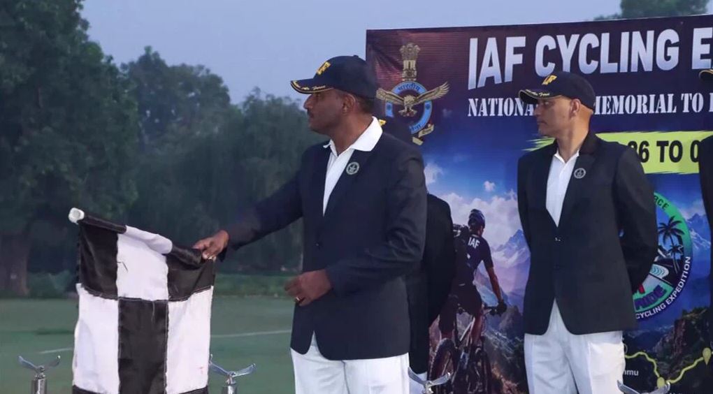 Air Marshal Shiv Kumar flags off final leg of IAF’s Kanyakumari-Kargil bicycle expedition