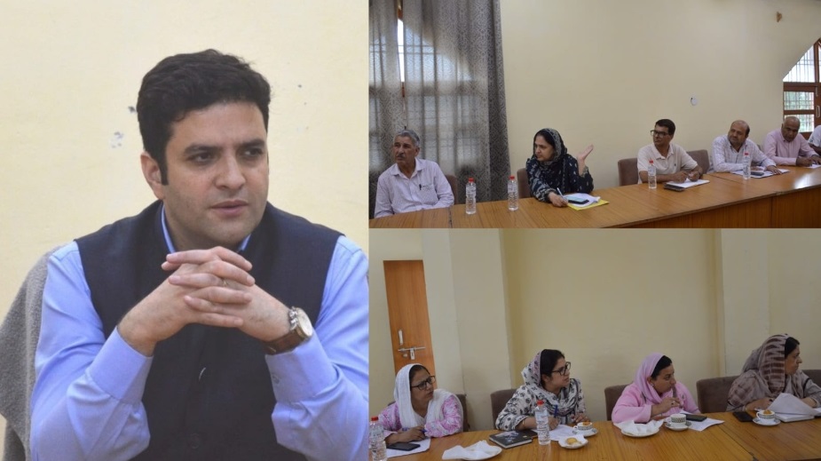 DC Budgam reviews parcel train service operation for apple transportation