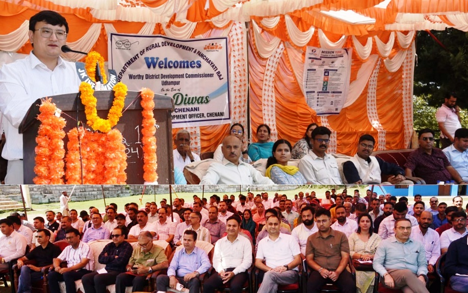 DC Udhampur presides over weekly Block Diwas at Kud