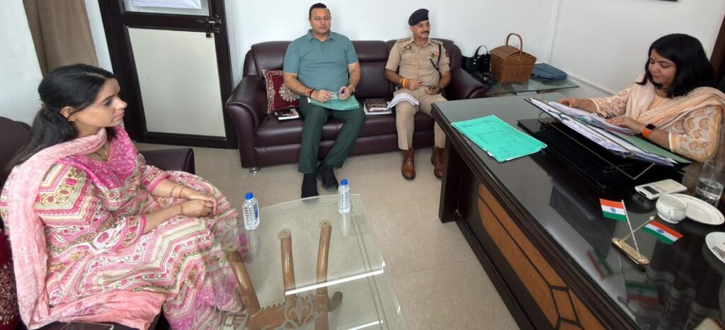 DLSA Udhampur reviews implementation of H&R compensation scheme