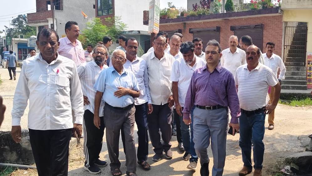 Director ULB inspects progress of civic, sanitation works in Akhnoor, Jourian & Khour towns
