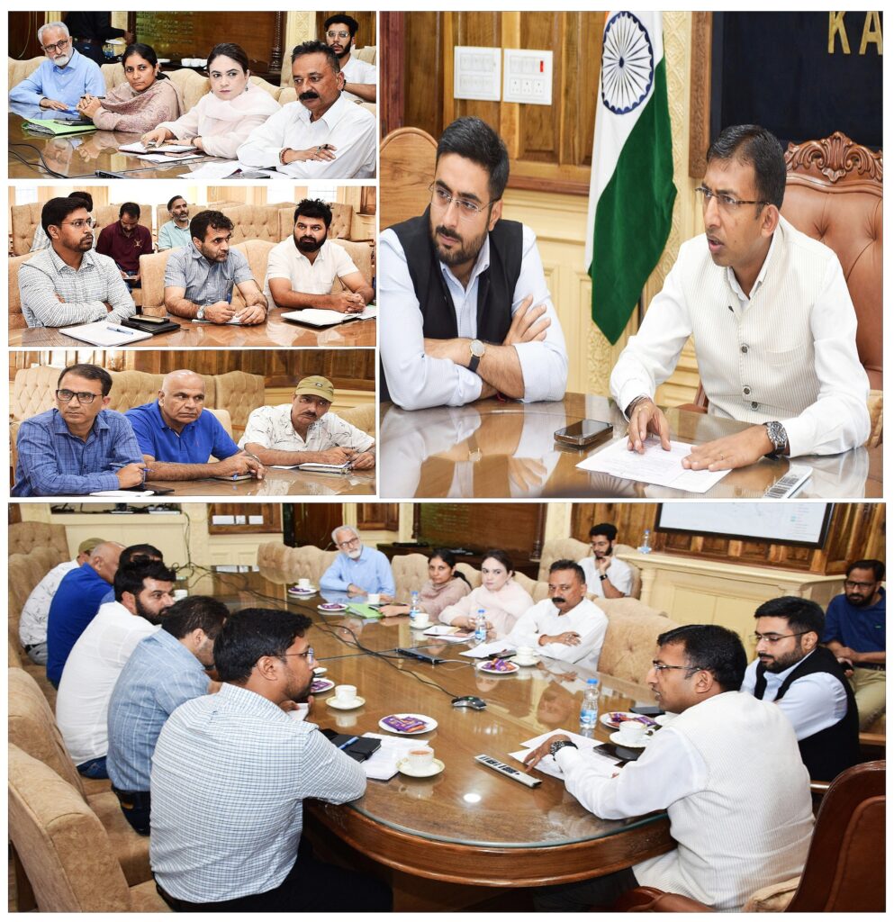 Div Com Kashmir chairs meeting to address Potable Water Issues of Railway authorities