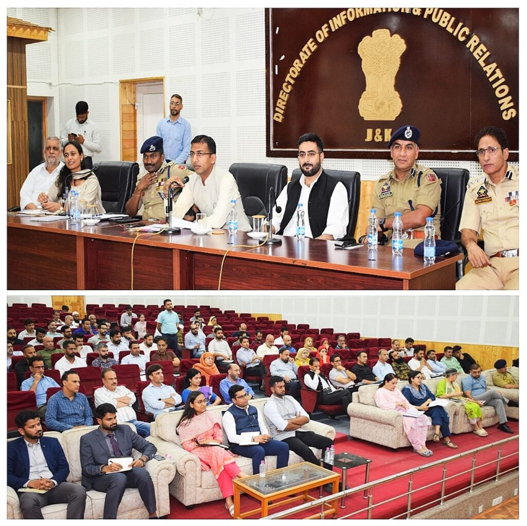 Div Com calls for seamless coordination, ownership of responsibilities as Kashmir gears up for International Film Festival