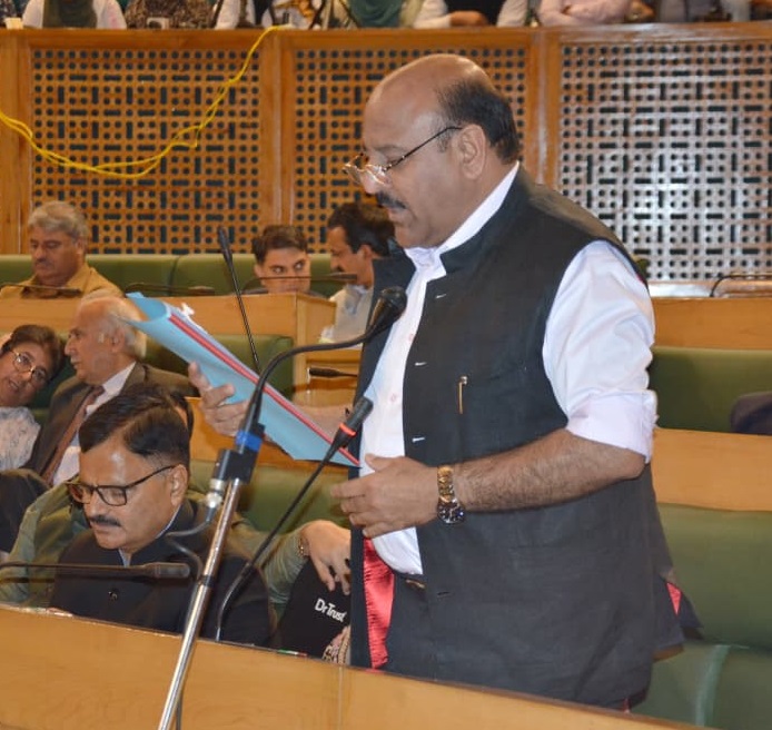 PWD to lead coordinated efforts to resolve Jail Road waterlogging in Kathua: Dy CM