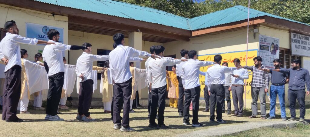GDC Kastigarh organises Nasha Mukt Pledge, Cleanliness Drive under NMBA