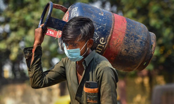 ATF price up 5.46%, commercial LPG rate rises Rs 9.50