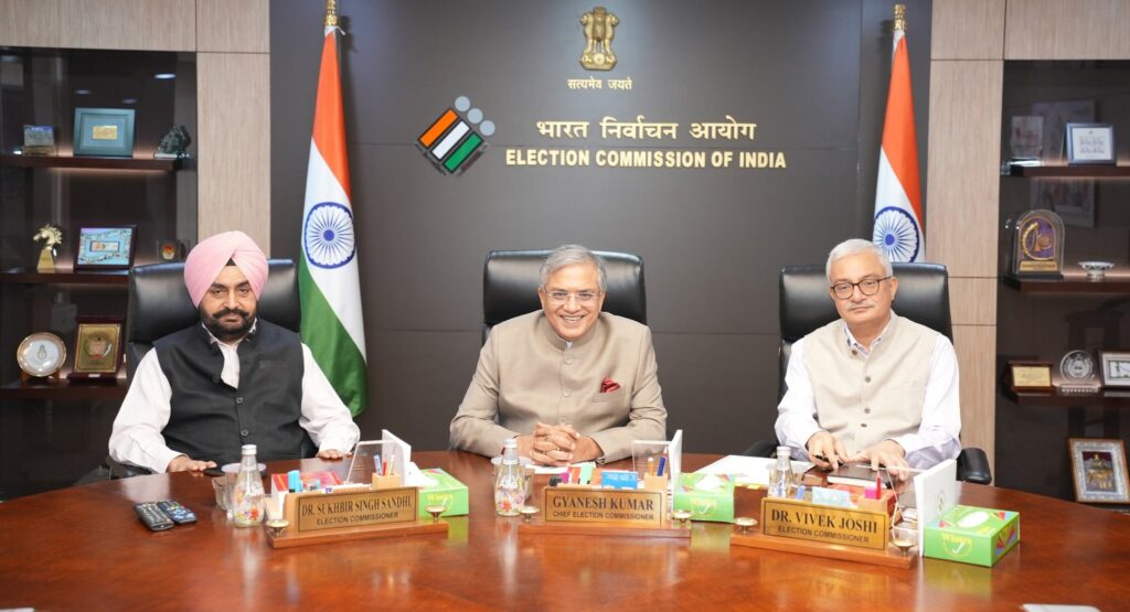 “Suggestions by Commissioners for improving electoral process”: Election Commission negates report of differences in commission over SIR