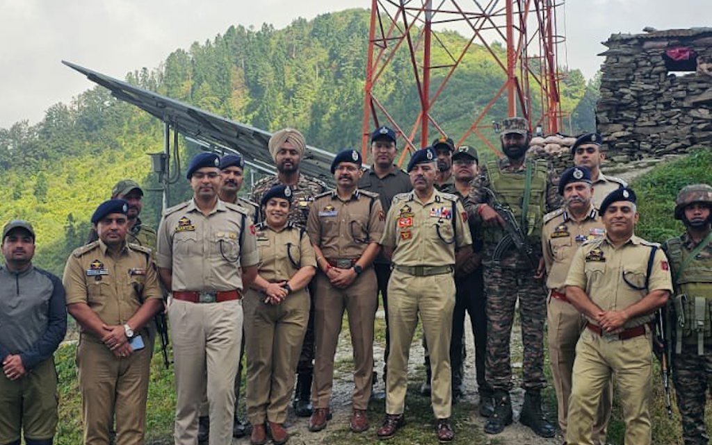 DGP Nalin Prabhat Reviews Security Readiness at Doda-Kathua-Udhampur Trijunction
