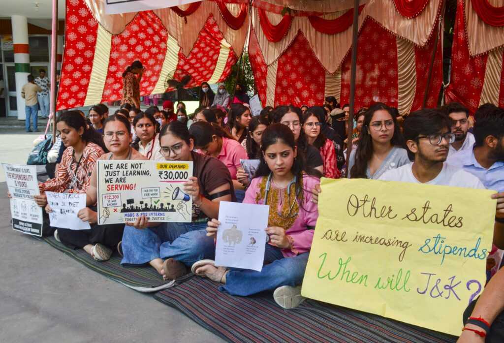 Medical interns begin 48-hour hunger strike as talks with J&K govt over monthly stipend hike fail