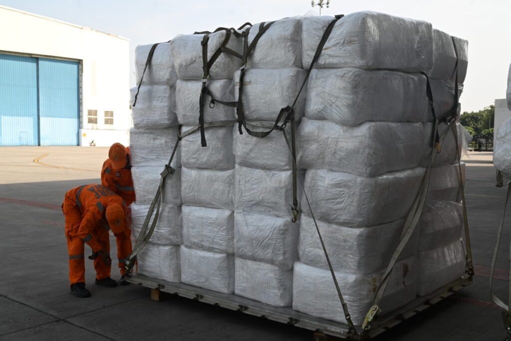 India continues relief efforts in flood-hit Nepal, dispatches 11 tonnes of aid including medicines, forensics