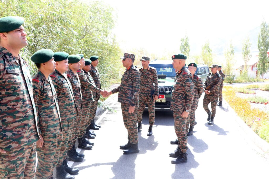 GOC reviews Agniveer training at Ladakh regimental centre, inaugurates DTN