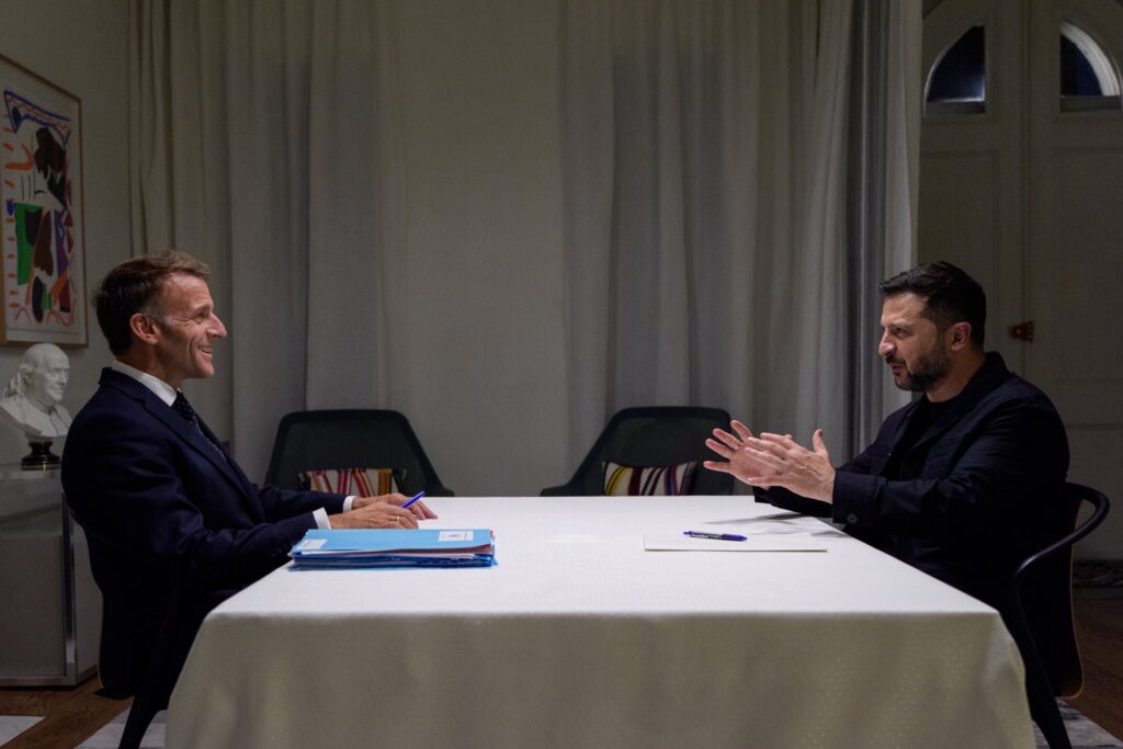 “Will stand by Ukraine to face the winter”: French President Emmanuel Macron assures support to Zelenskyy amid conflict with Russia